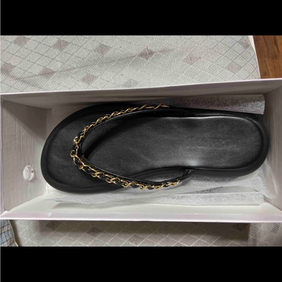 Black and Gold Chain Flip Flop Sandles - Picture 2 of 2